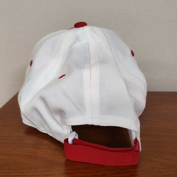 NWOT! Veterans Memorial Golf Course Naval Station Great Lakes Baseball Cap Hat - Picture 2 of 2